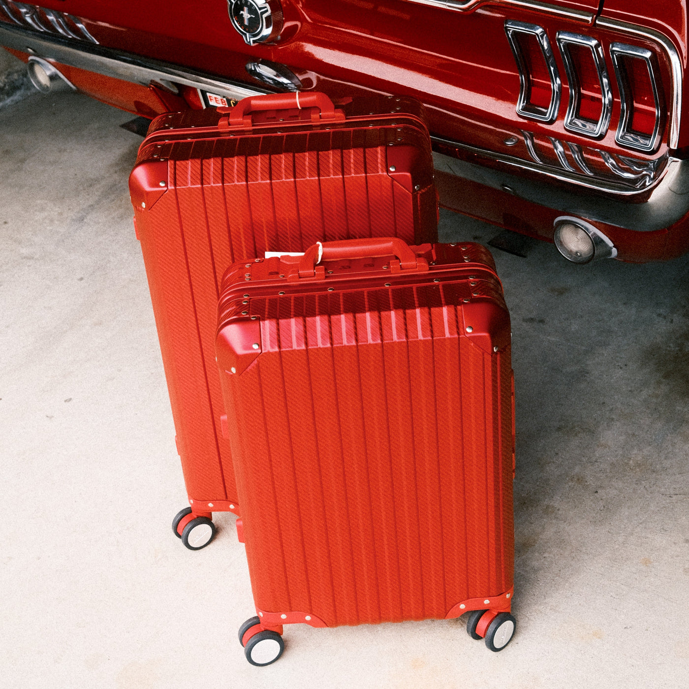 TREVA Aluminum Suitcase Red
