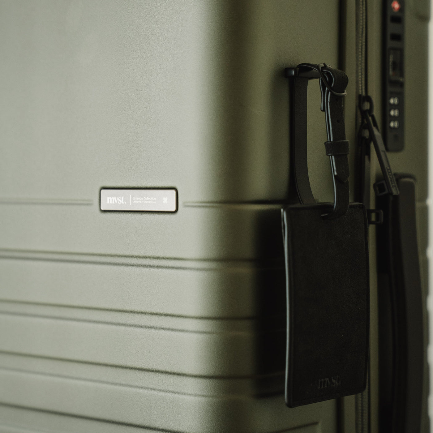 Essential Collection Suitcase Dark Olive Metallic