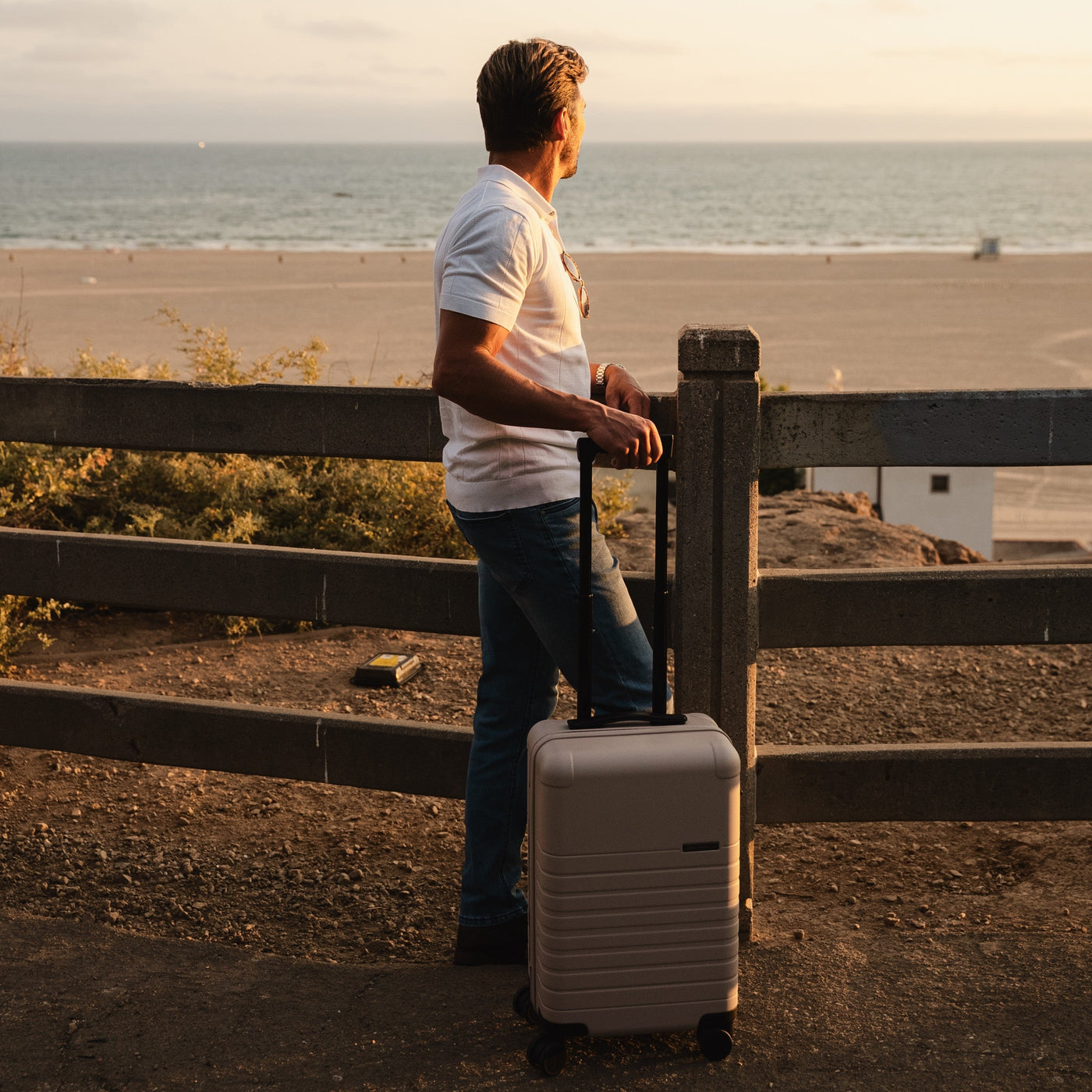 Essential Collection Suitcase Monica Sand